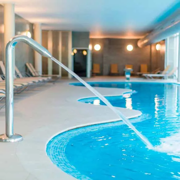 Servicio piscina Eix Platja Daurada Hotel & Spa