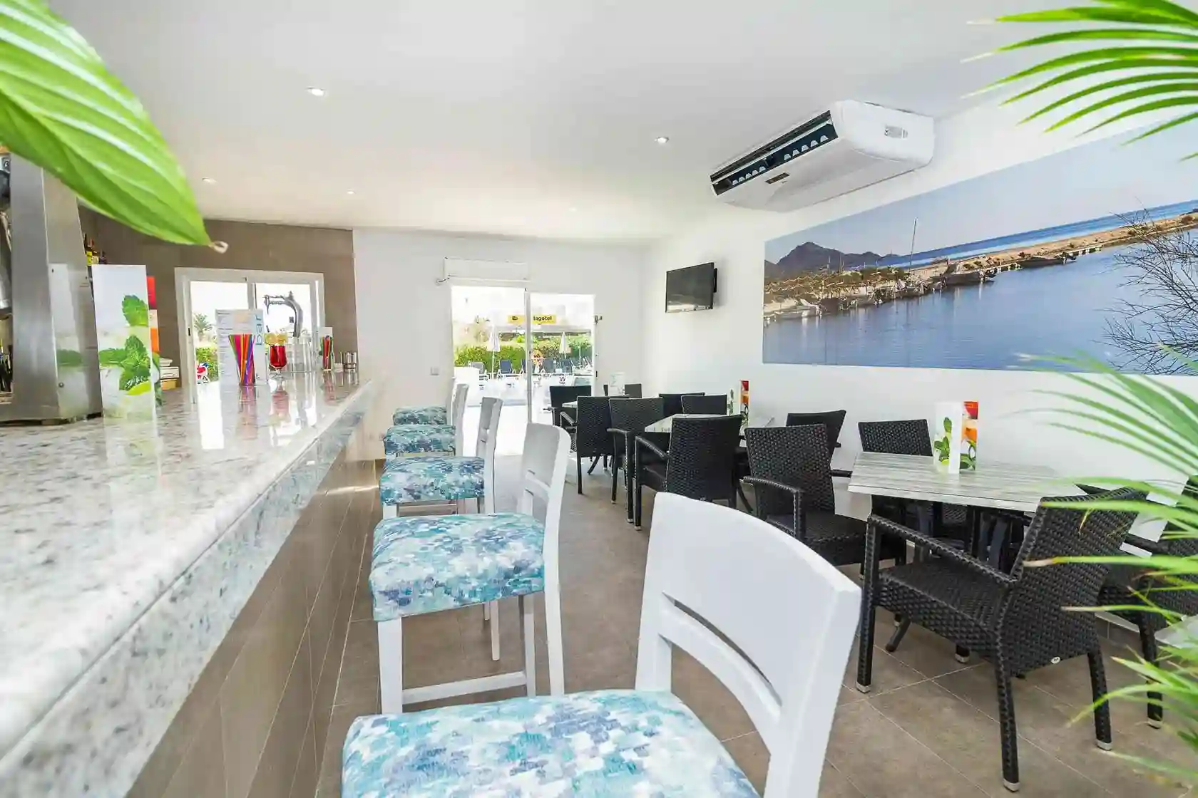 Barra bar Eix Lagotel Holiday Resort