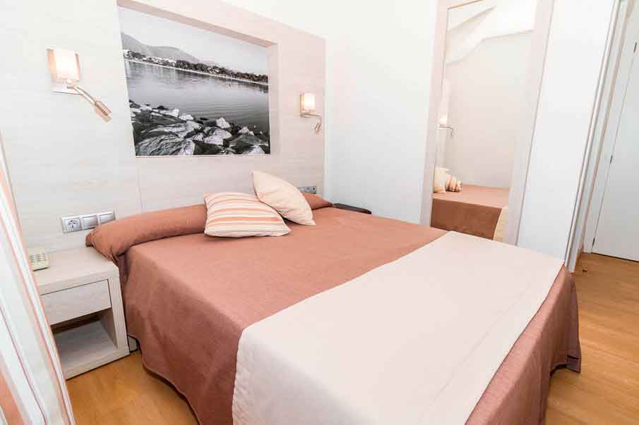 Single room eix alcudia hotel